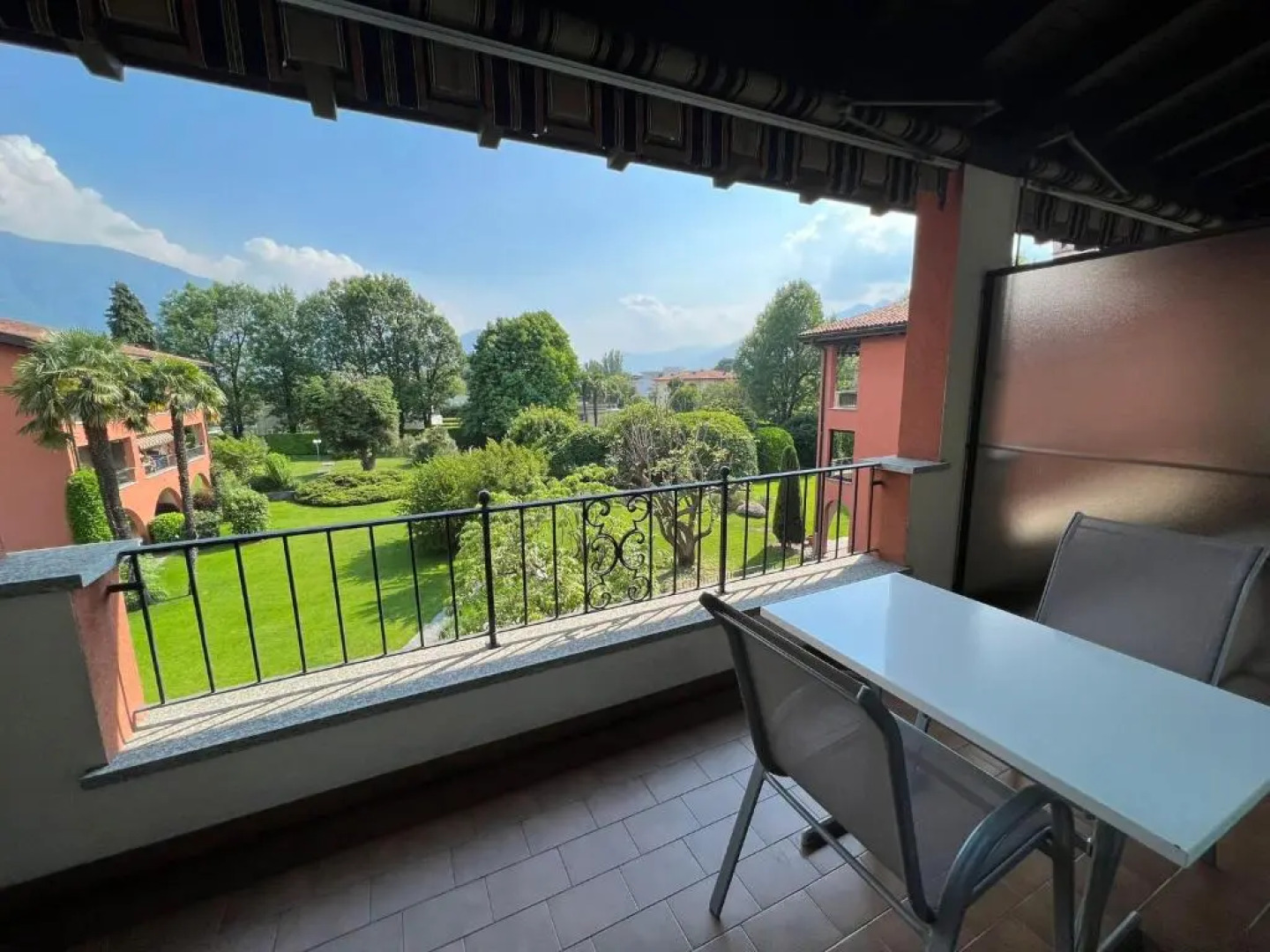 Ascona: Sabrina Apt.238