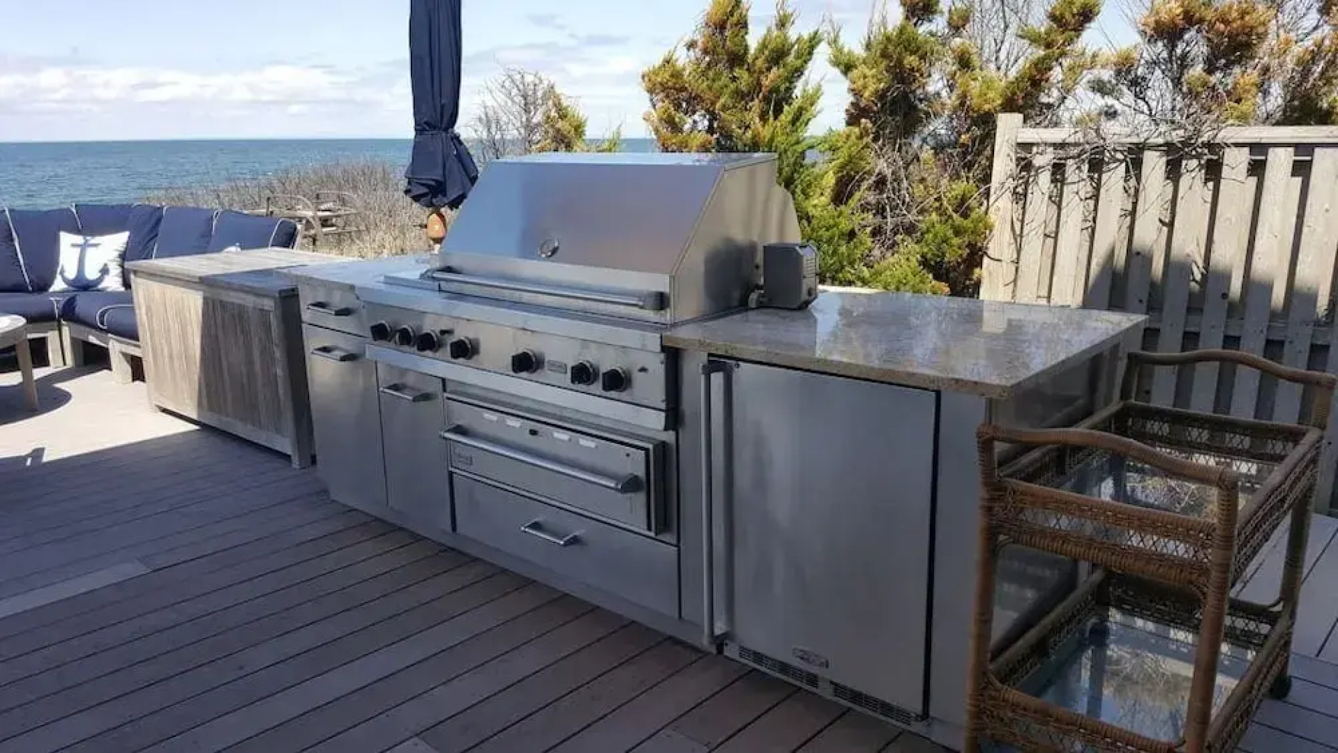 Beautiful Waterfront Colonial