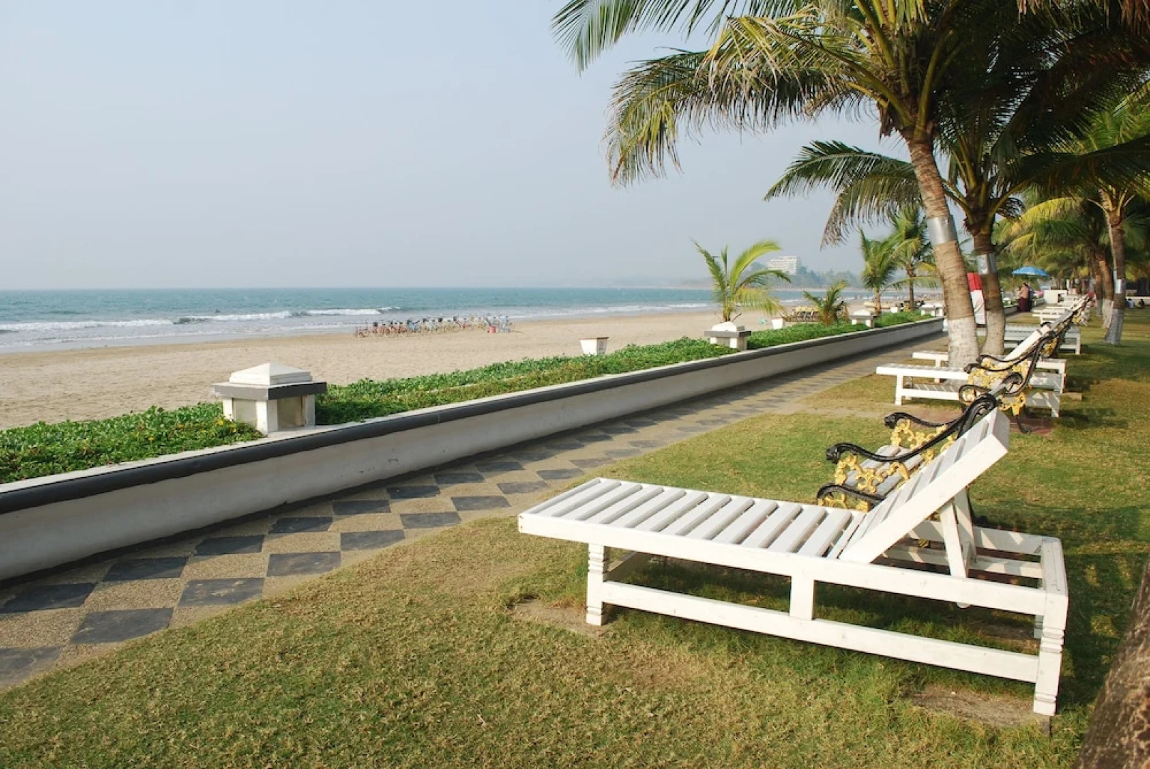 Golden Beach Resort Hotel