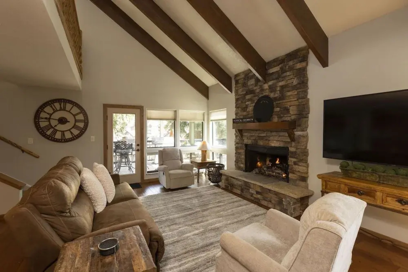 Edelweiss Five Bedroom Townhome 5 Hotel Room by Redawning