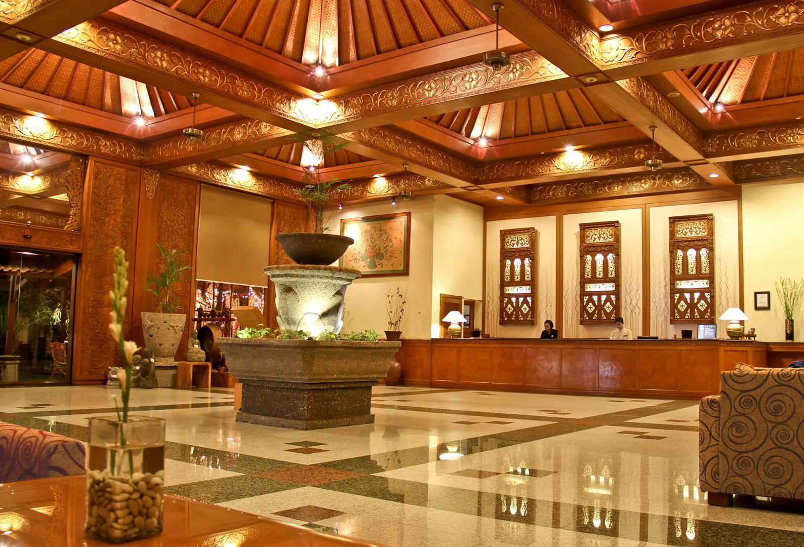 Singgasana Hotel Surabaya