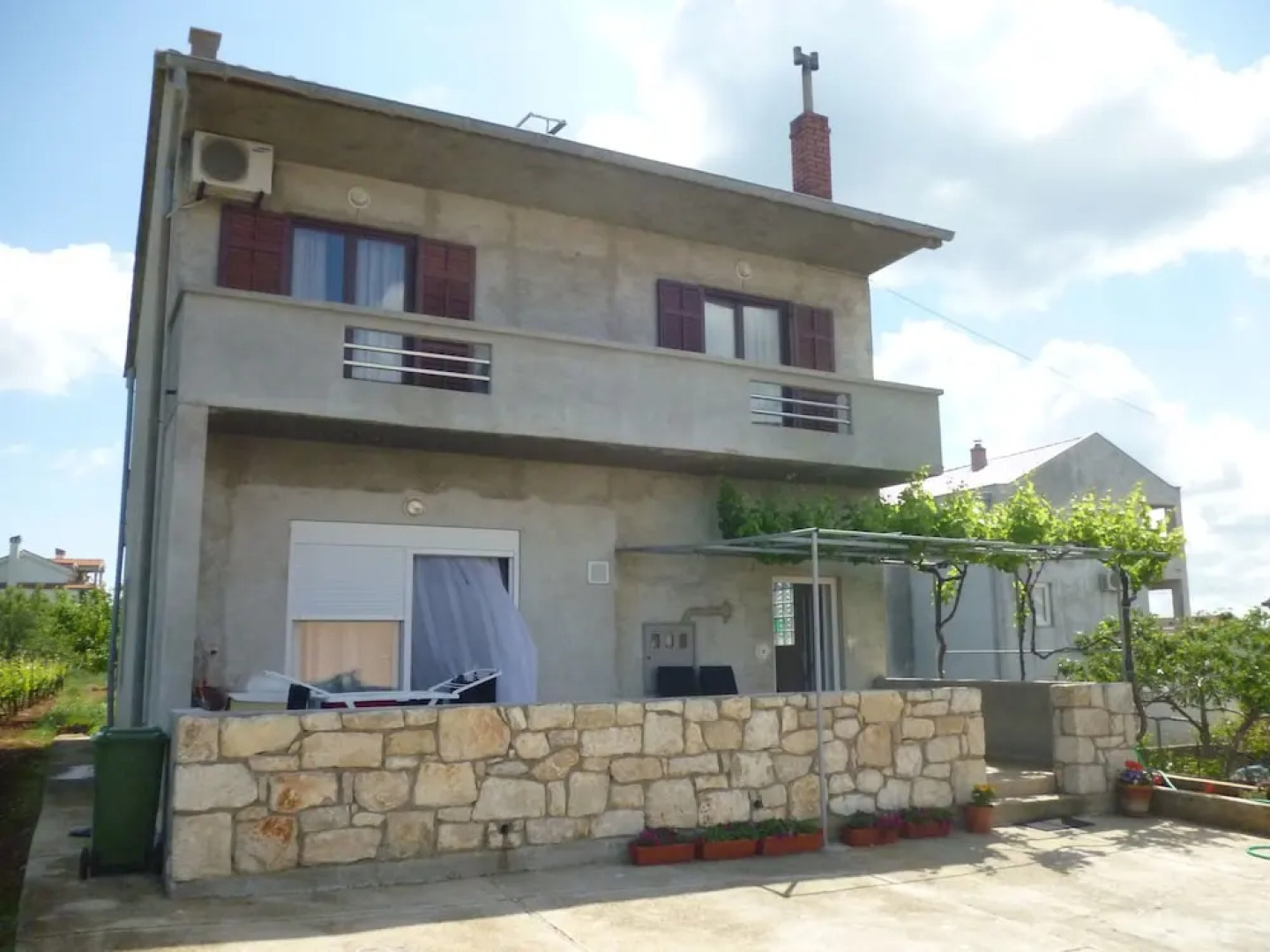 Apartment Rada - Center of Posedarje & near Beach