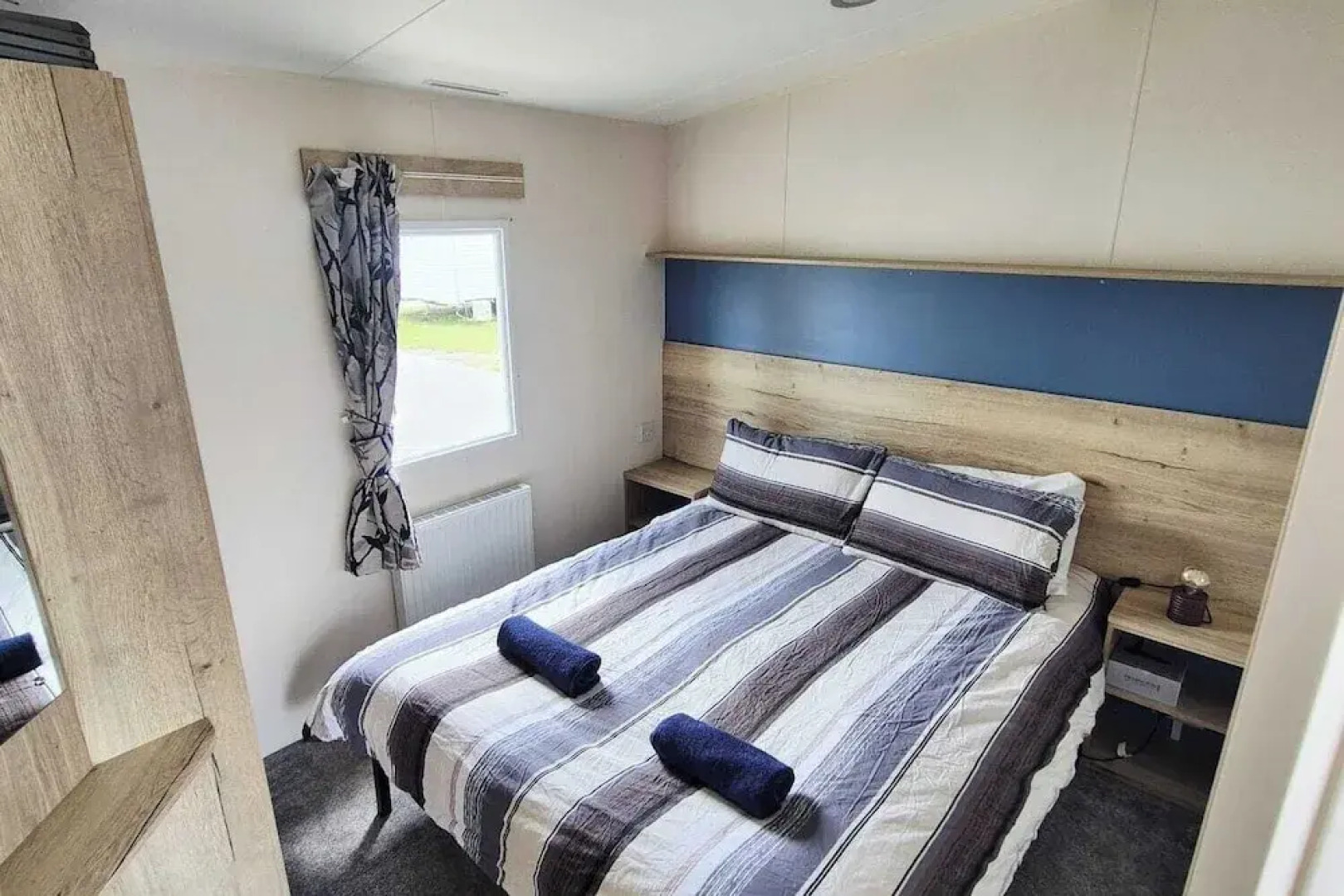 2 Bed-sleeps 6-pets-private - Parking sea 3mins