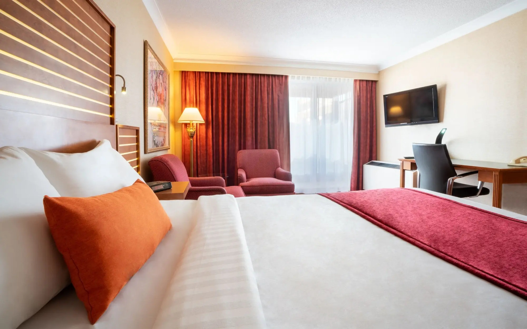 Отель Hôtel Lindbergh par JARO