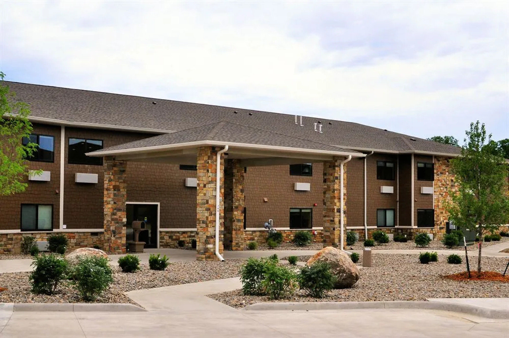 Boulders Inn & Suites Polk City