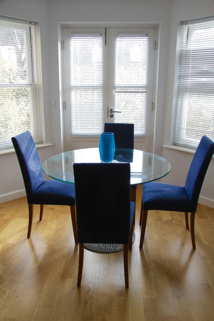 Lux Living Apartments - Marino Place