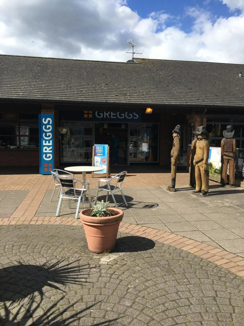 Warrington M6 Motel J20/M6 Lymm Services