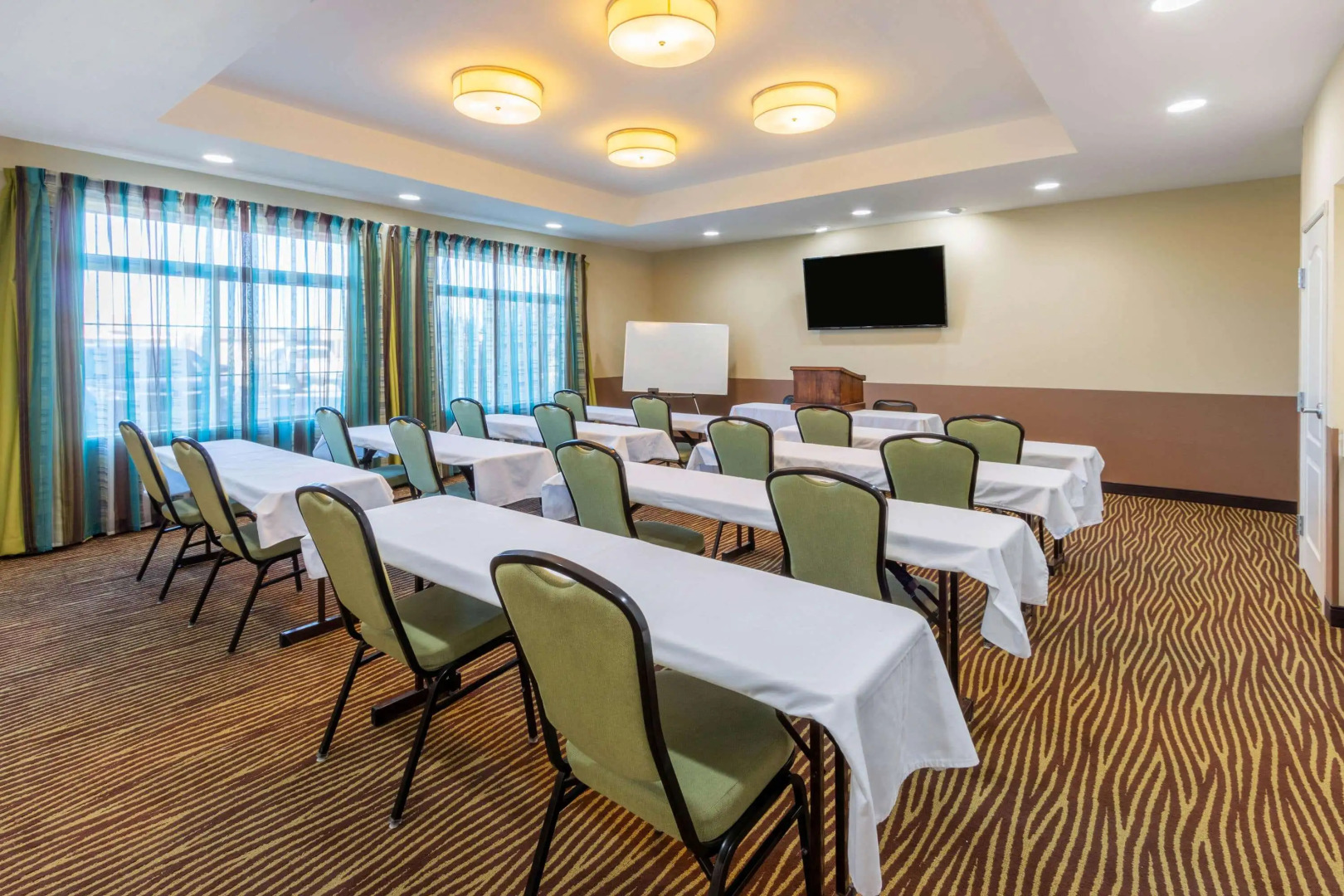 La Quinta Inn & Suites by Wyndham Artesia