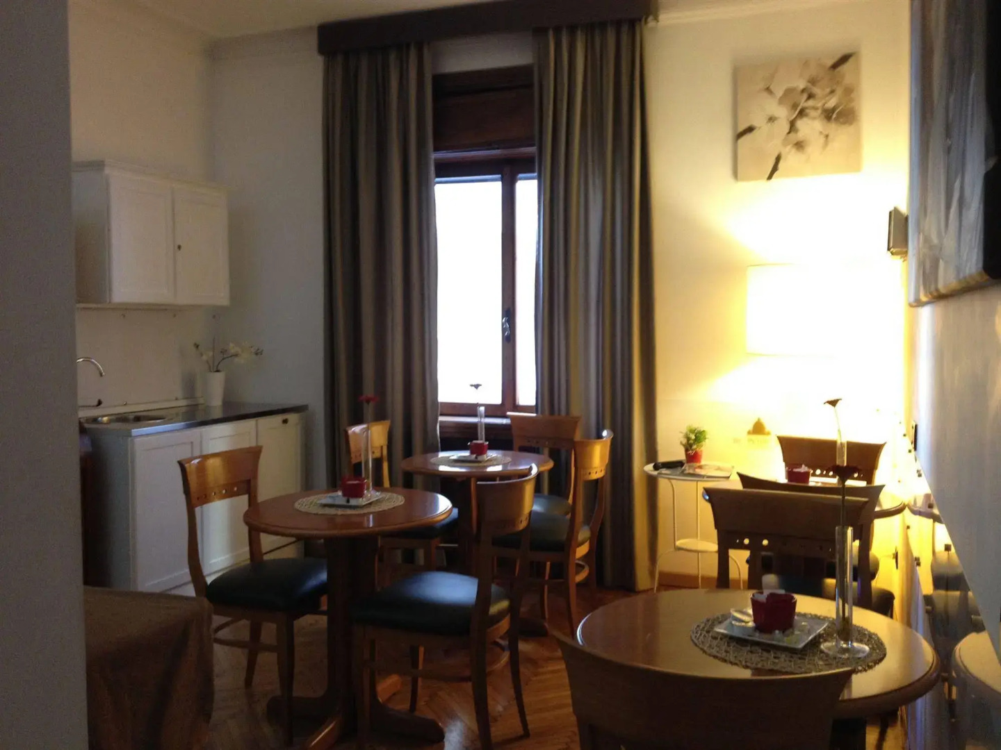 St. Peter' Six Rooms & Suites