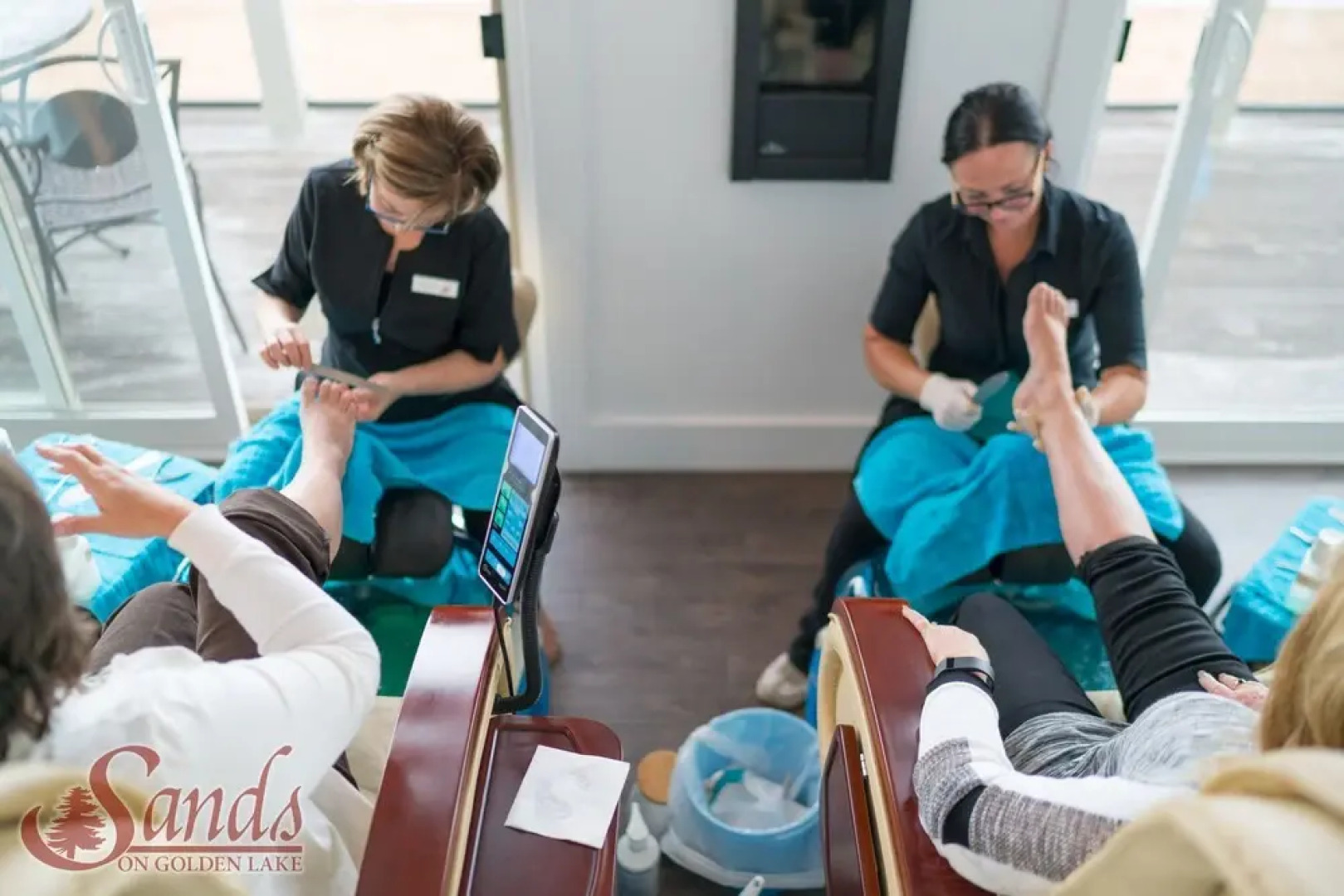 Sands on Golden Lake