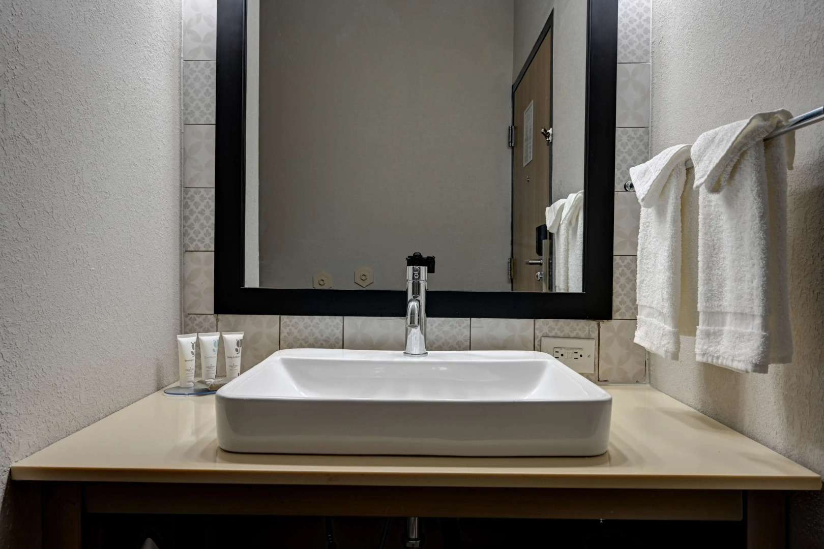 Country Inn & Suites by Radisson, Pierre, SD