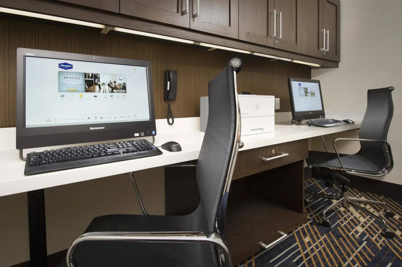 Hampton Inn & Suites Falls Church