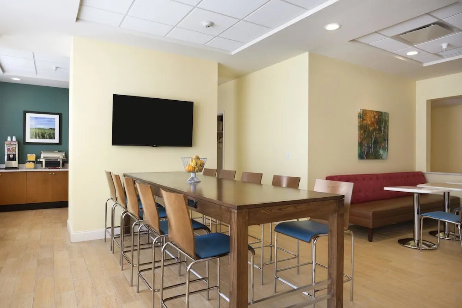 Days Inn and Suites Caldwell