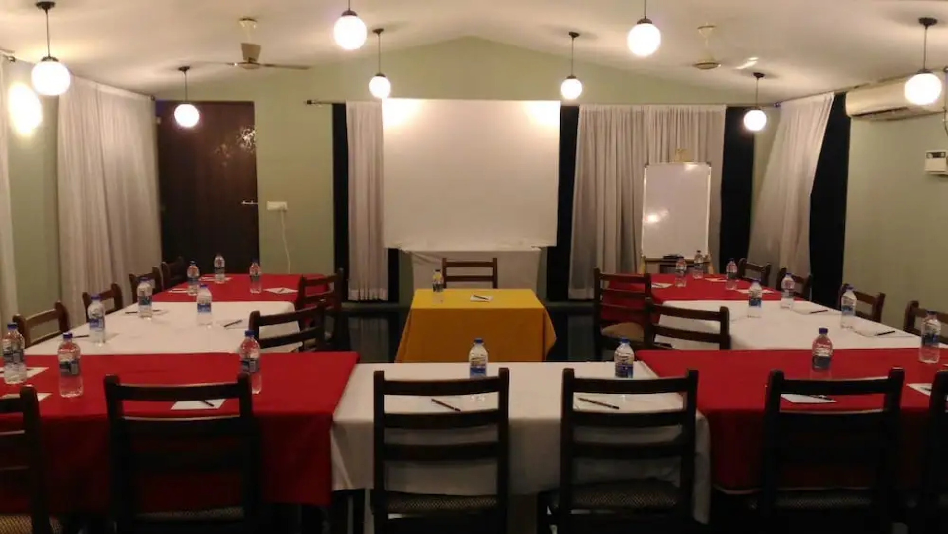 Leisure Vacations Cliff Resort