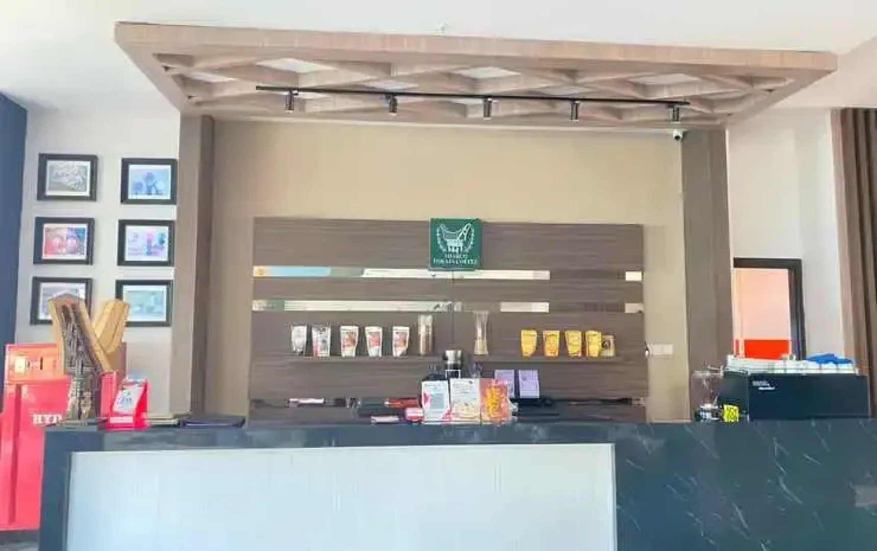 Grand Maleo Hotel & Convention