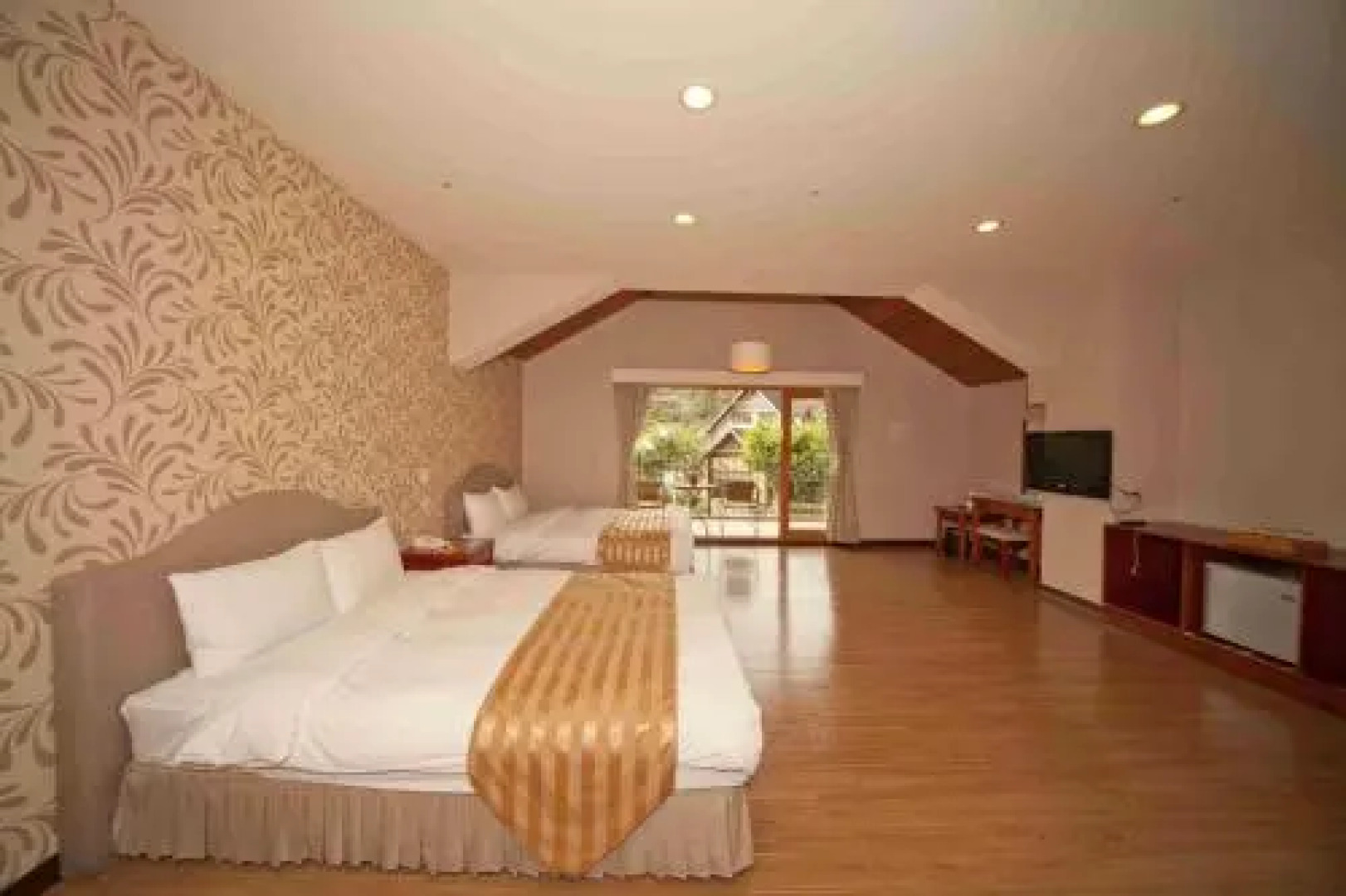 Nantou Crystal Resort