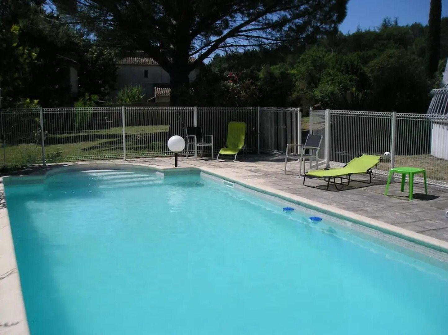Apartment With one Bedroom in Uzès, With Pool Access, Enclosed Garden