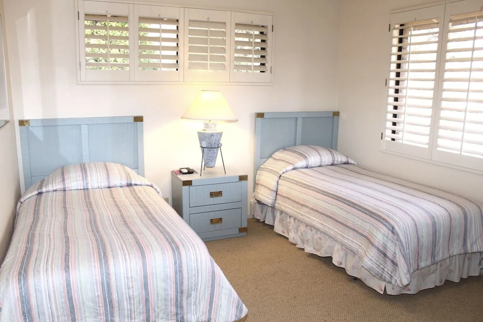 Salomon's Paradise: Desert Home by RedAwning