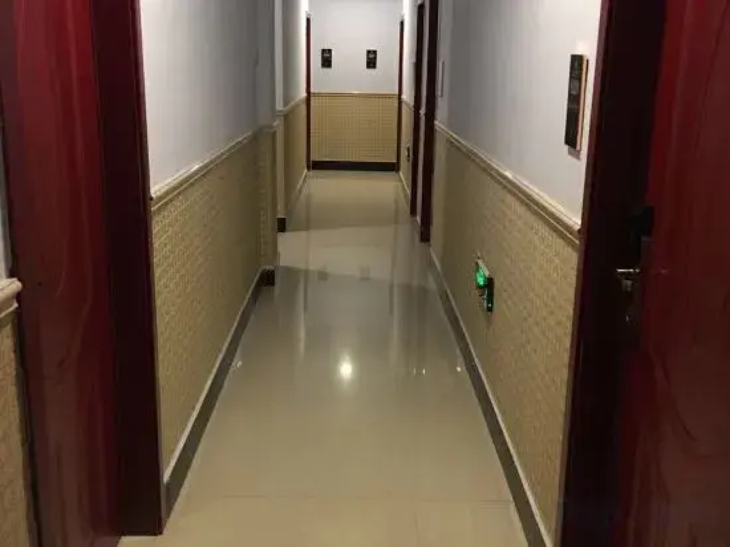 Toronto Blue Express Hotel
