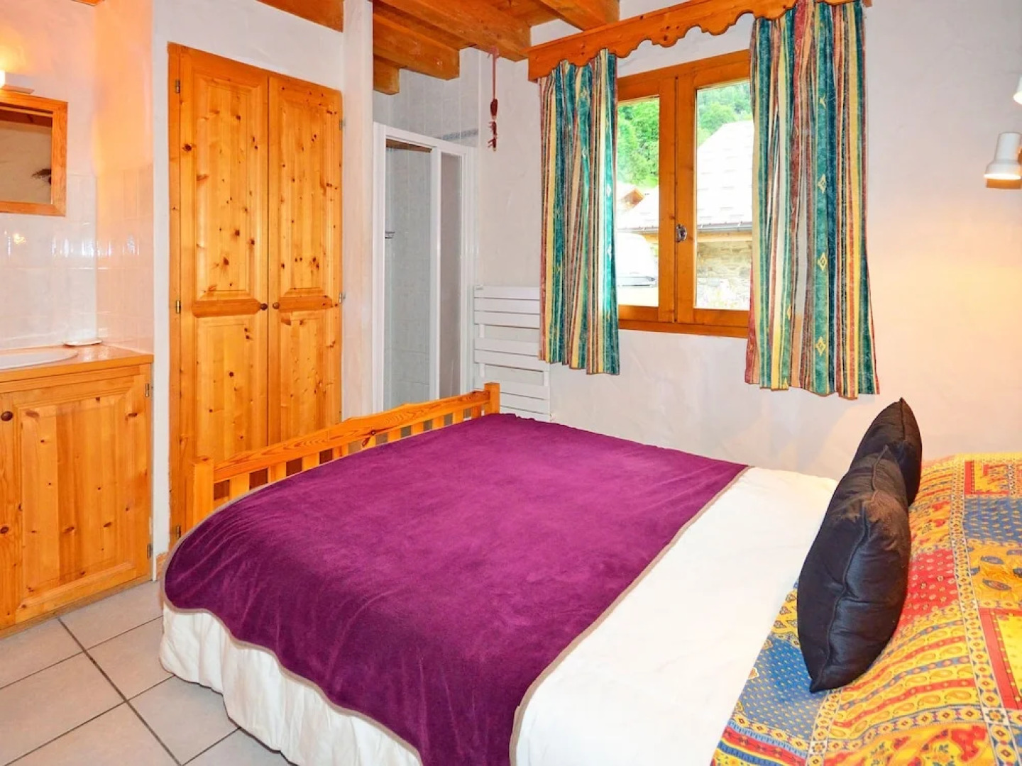 Luxurious Chalet in Champagny-en-vanoise Near Ski Area