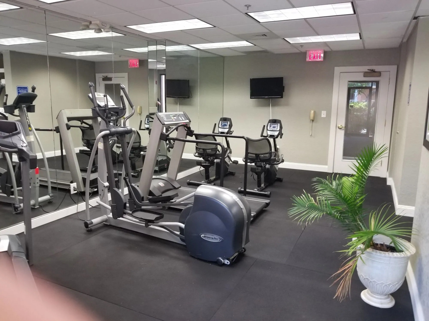 Stayable Select Gainesville