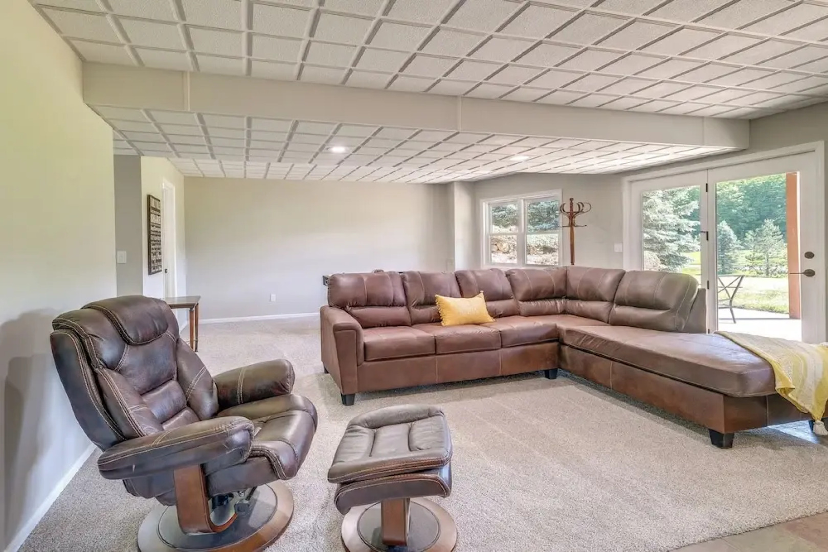 Beautiful Bellaire Home w/ Amenities, 4 Mi to Lake