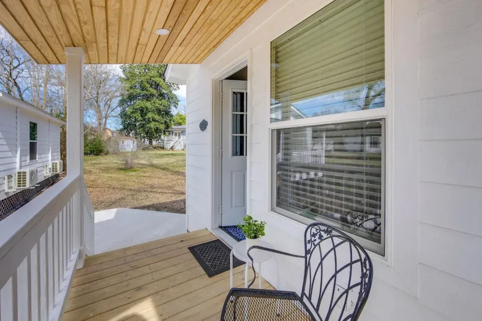 Half-mi to Dtwn: New Cottage in Jefferson!