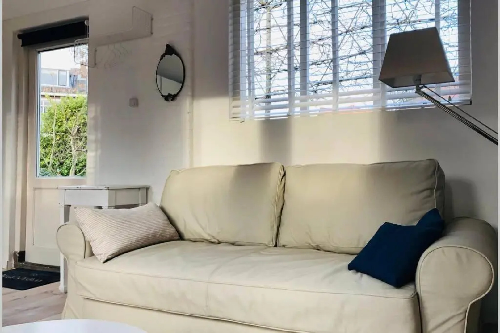 Tiny house in tuin van de statige villa Mariahof