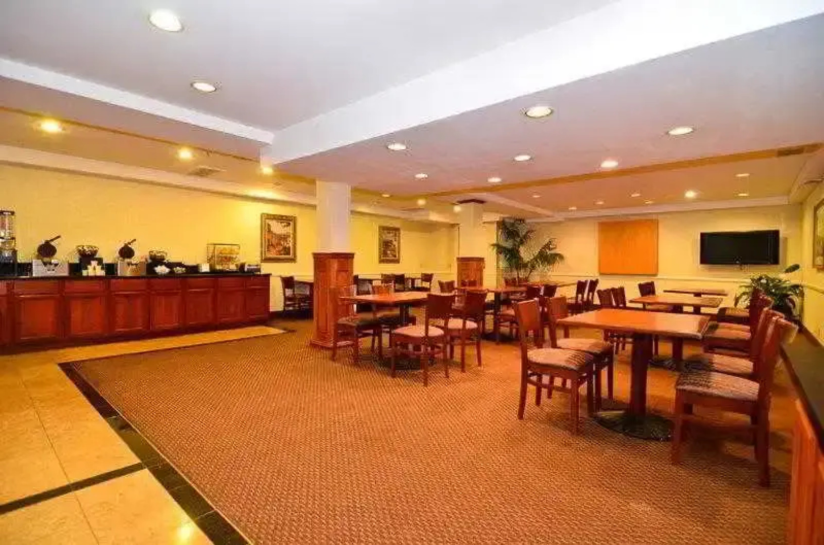 Best Western Plus Laguna Brisas Spa Hotel