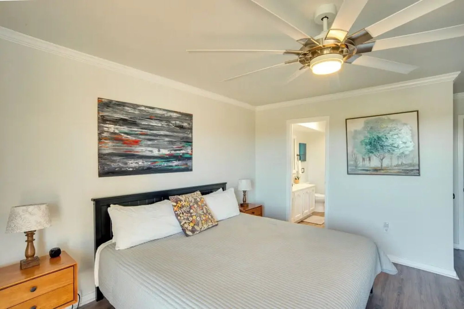 St Helena Island Retreat w/ Deck: Walk to Beach