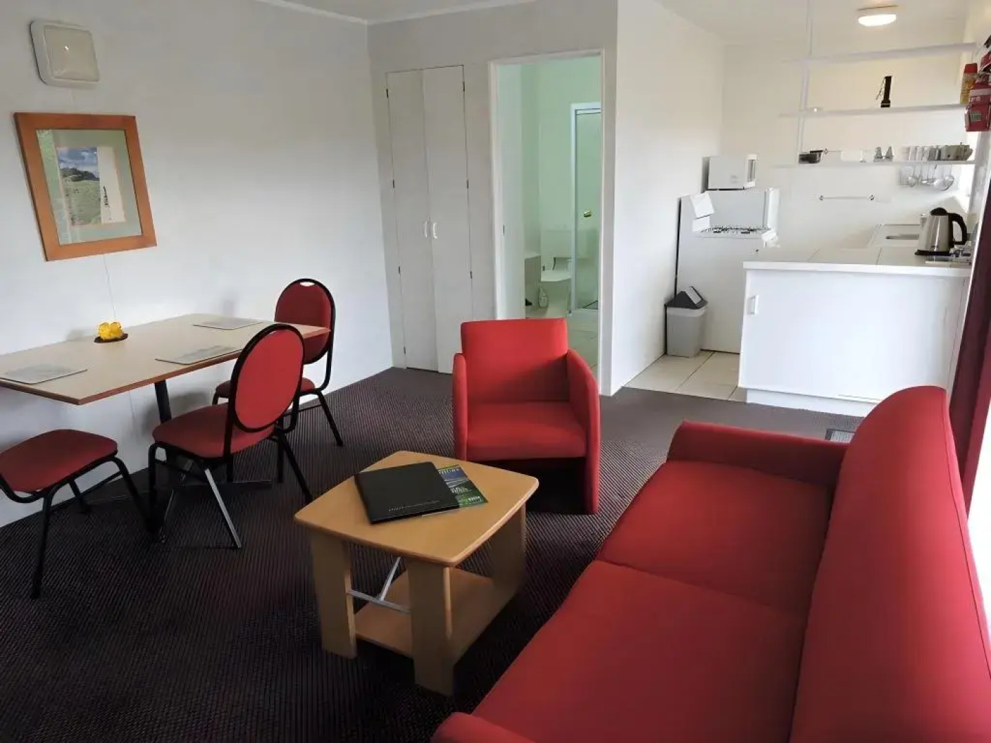 Hibiscus Regal Apartments