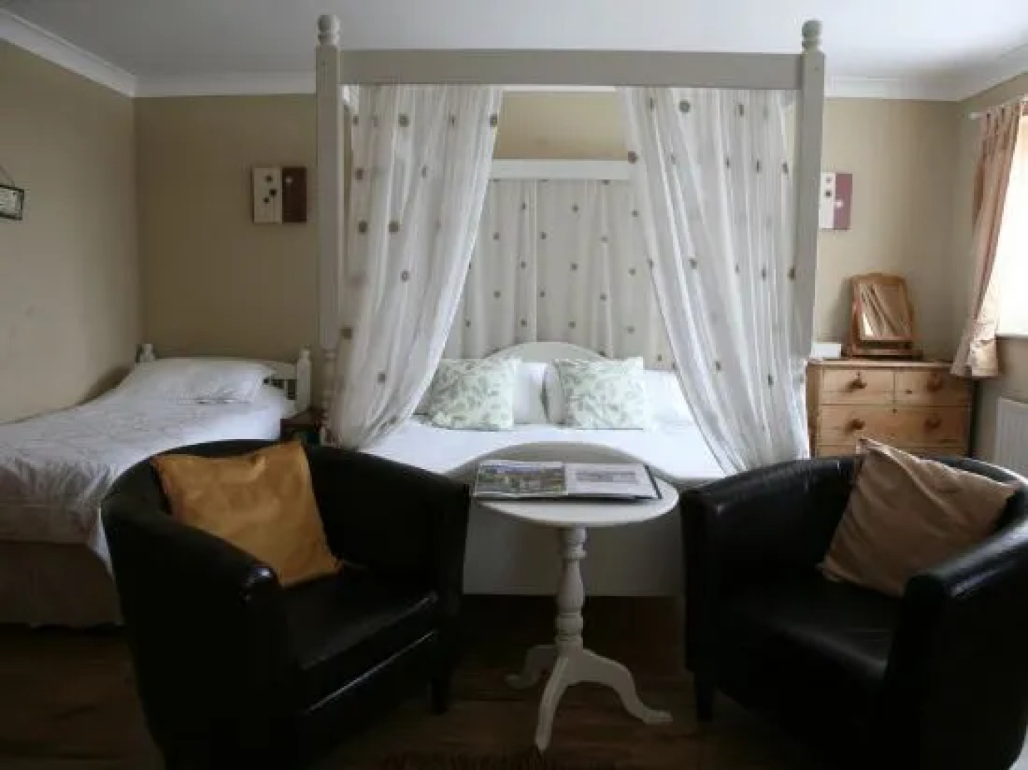 Bed  Breakfast Ingledene