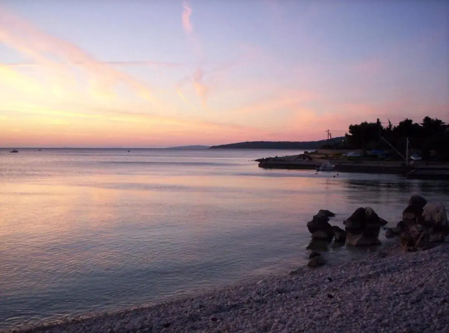 Guest House Tiho 832