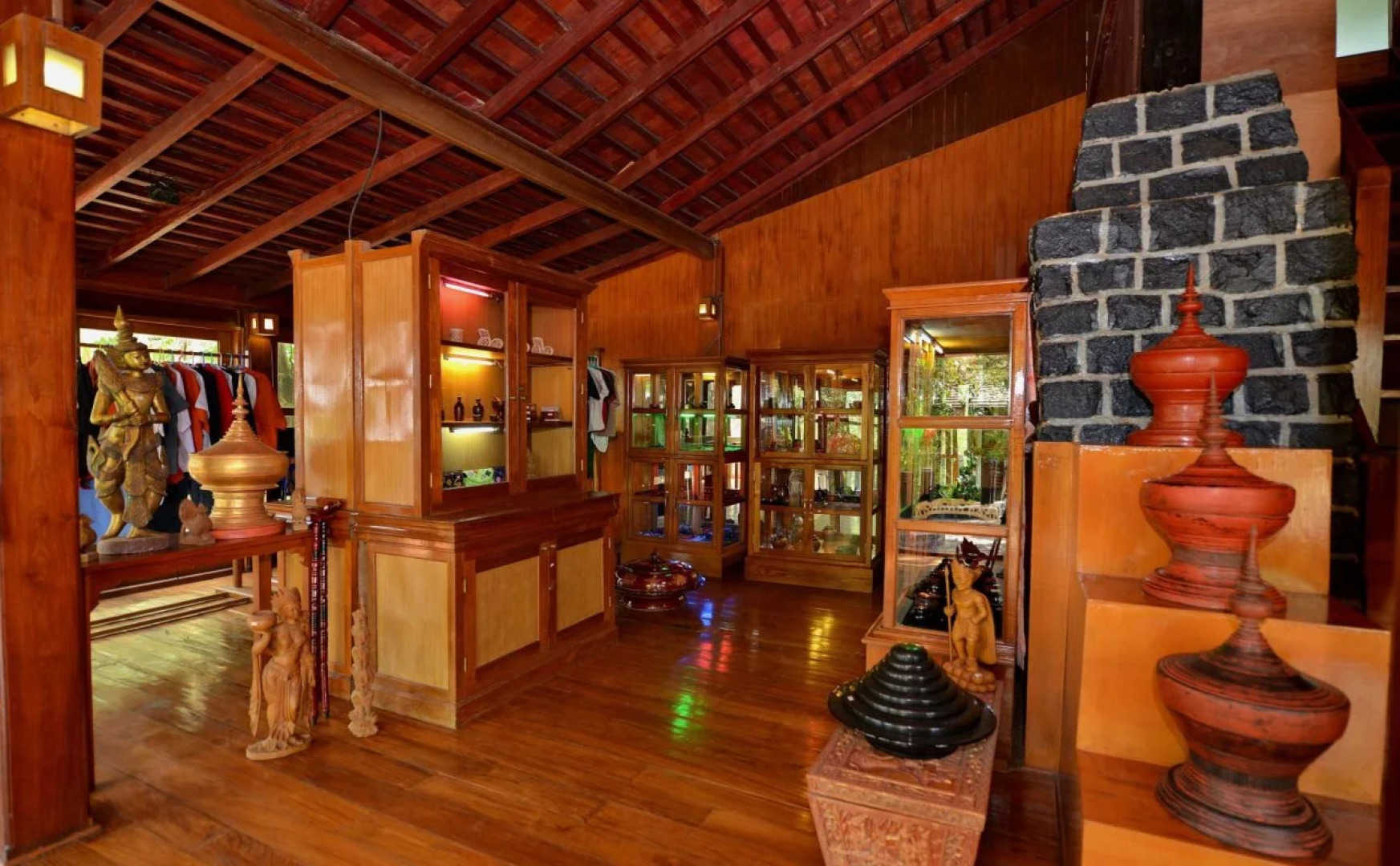 Popa Mountain Resort