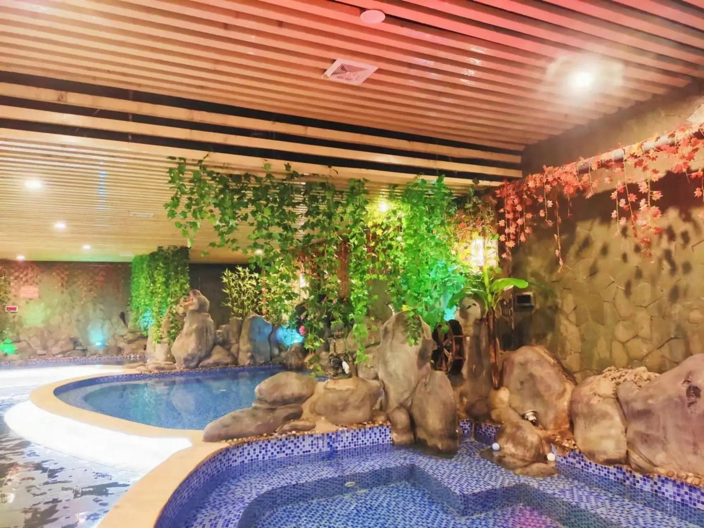 Changchi Hot Spring Hotel