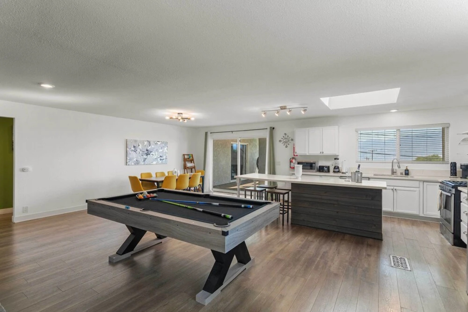 Desert Getaway w/ Pool: Near Palm Springs!