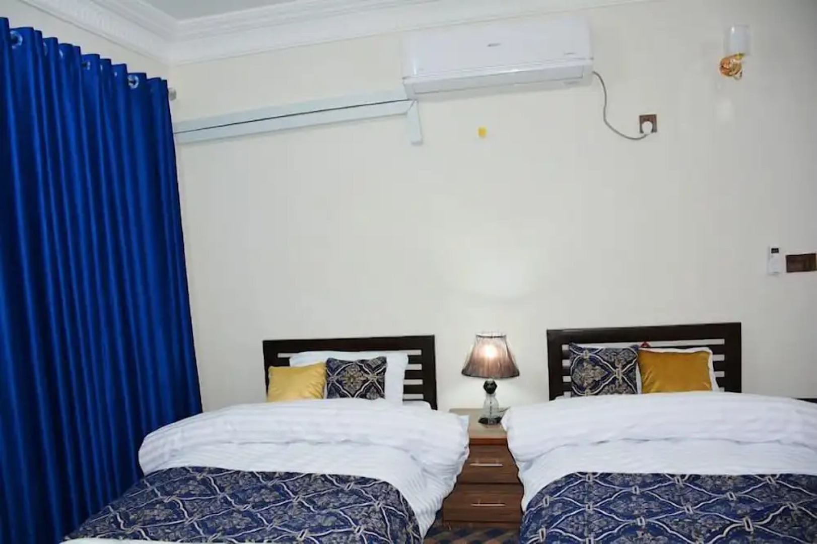 Khyber Guest House & Restaurant