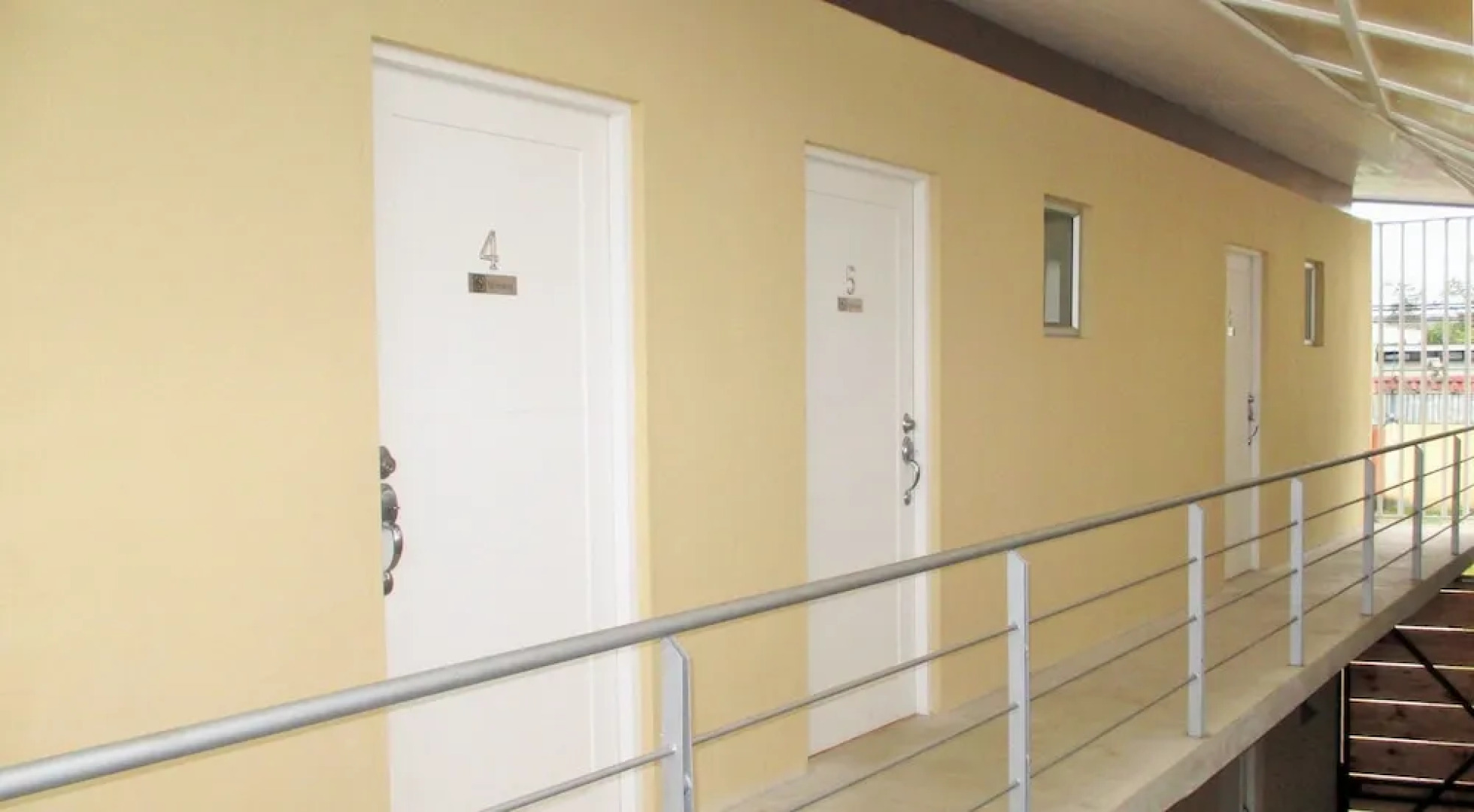 Cedar Cats Apartments