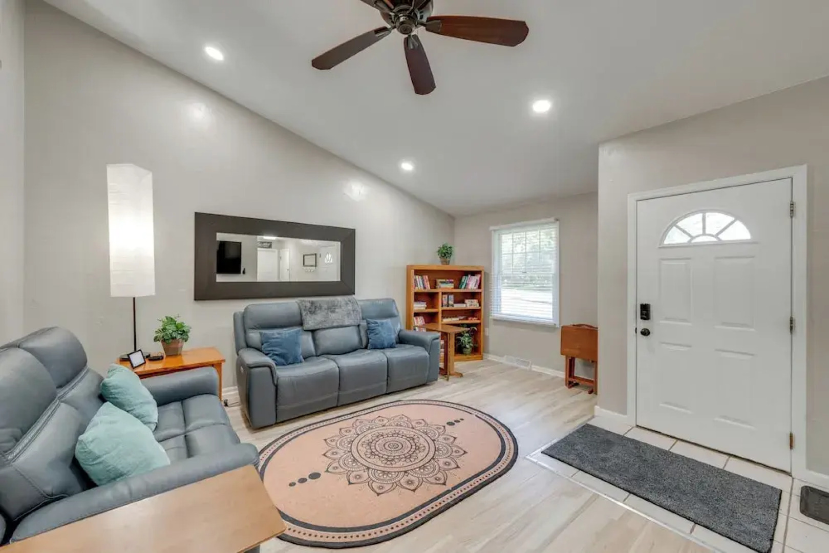 1 Mi to Beach: Dog-friendly Condo in Lake Mills!