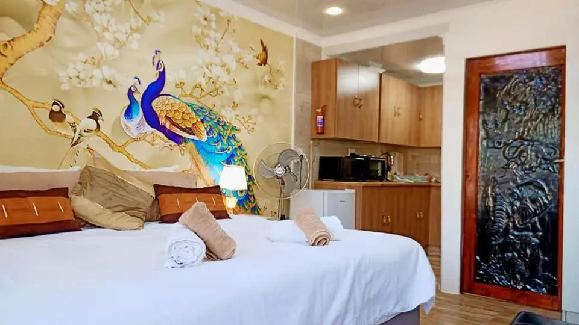 Queensburgh B&B or Self Catering