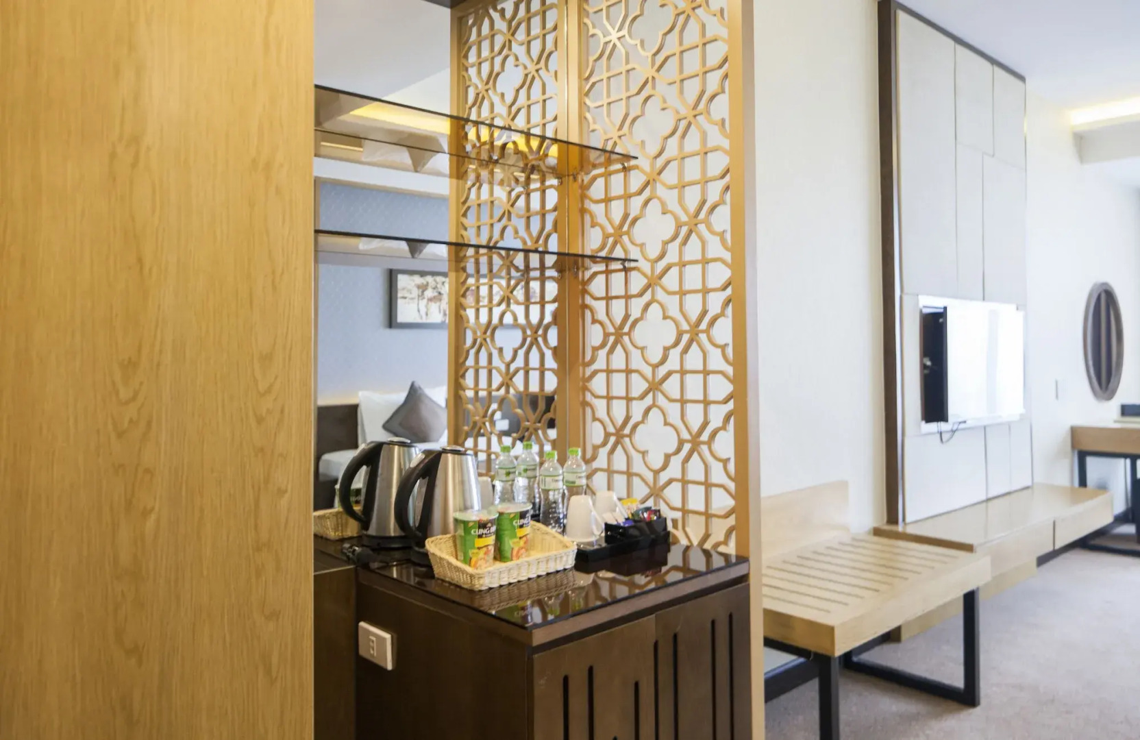 Muong Thanh Luxury Nhat Le Hotel