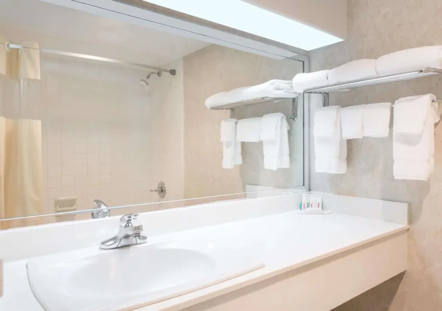 Days Inn by Wyndham Athens