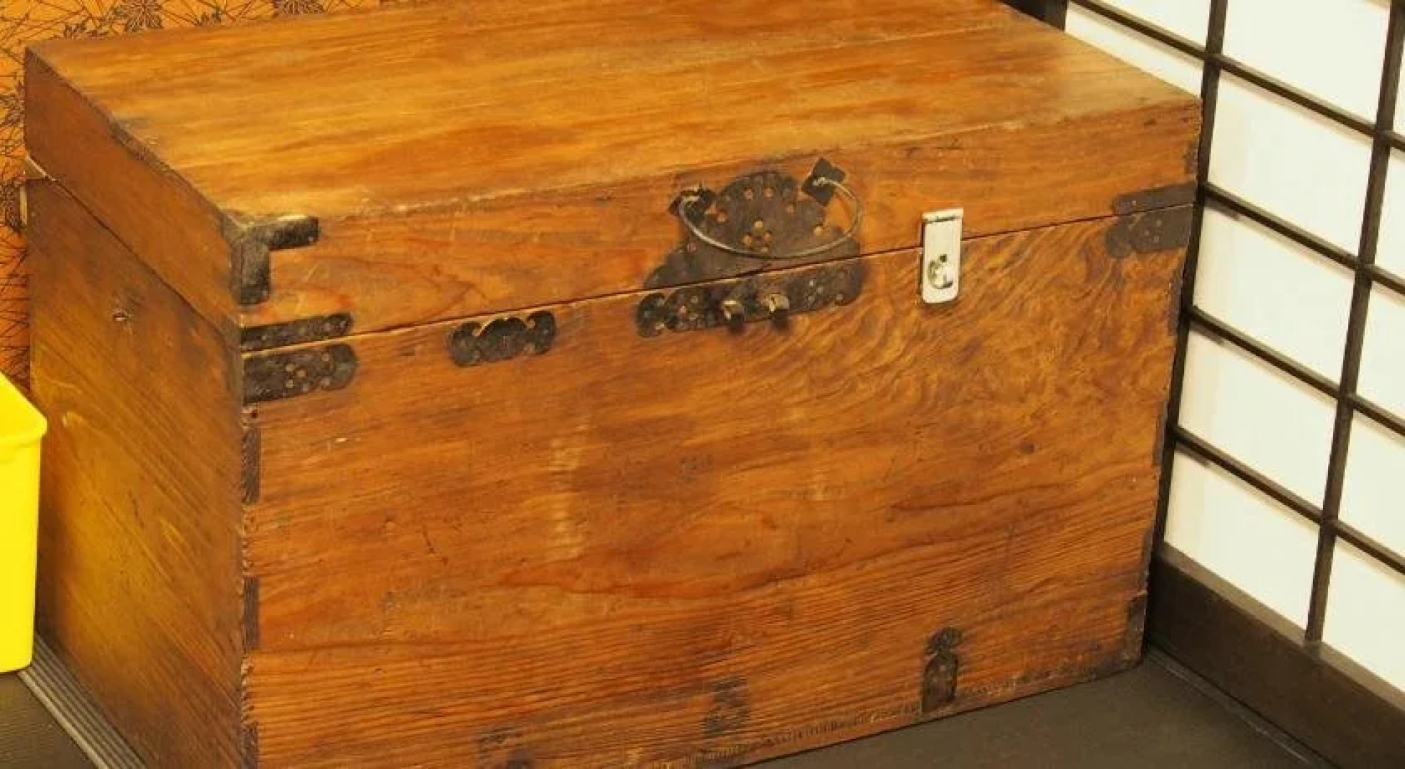 Guest house TIGA - Hostel