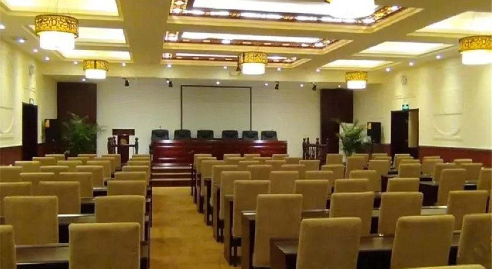 Western Qing Tombs Xinggong Hotel