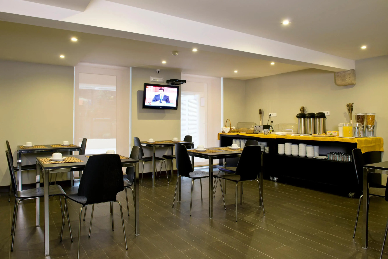 Riversuites
