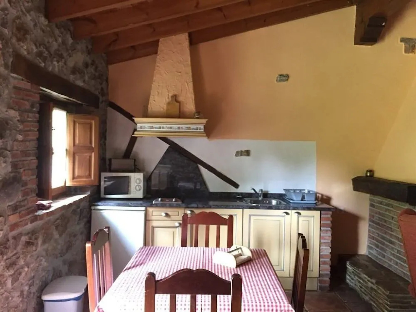 Los Acebos de Peña Cabarga