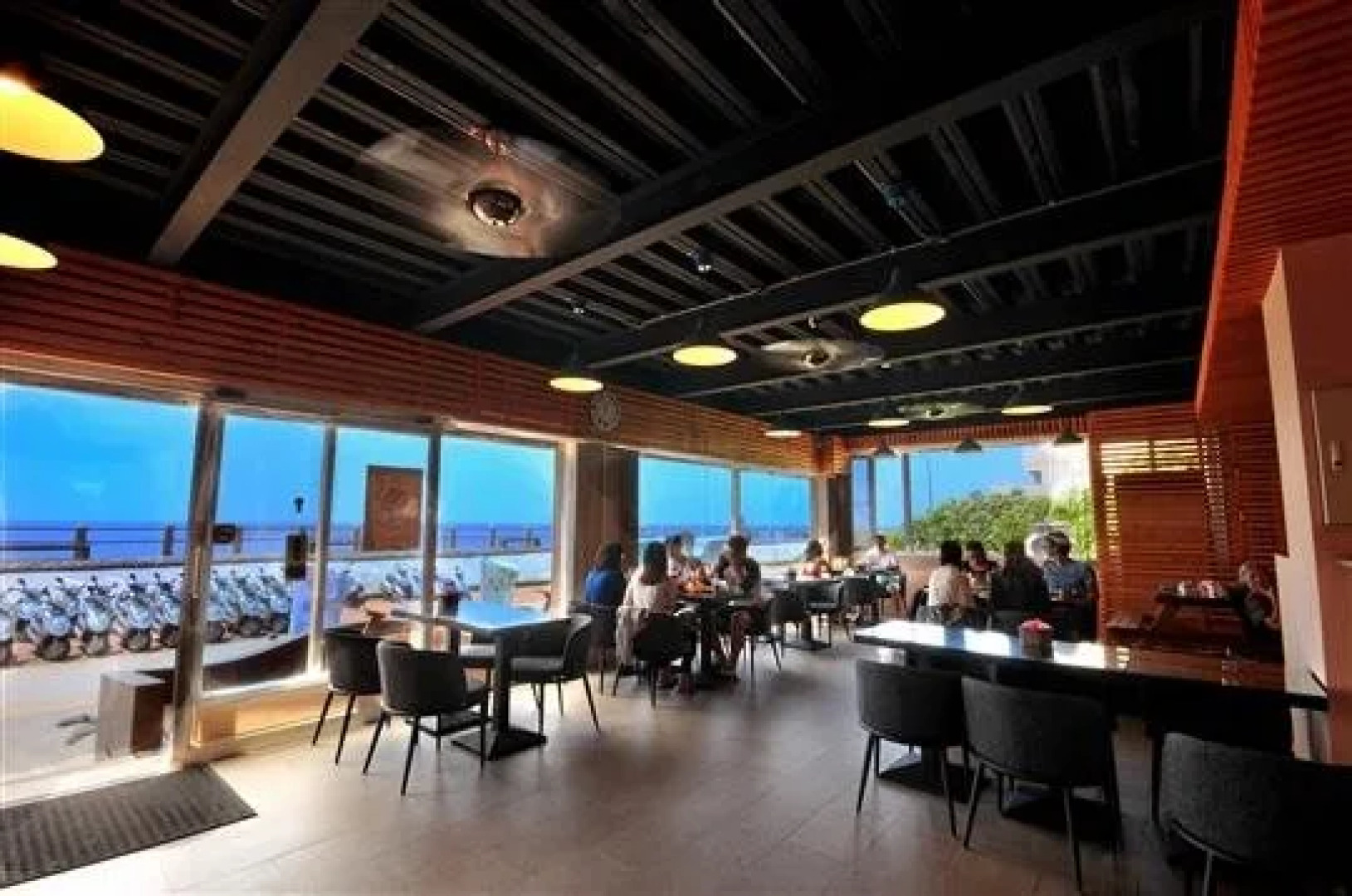 Luti Sea Shore Hotel