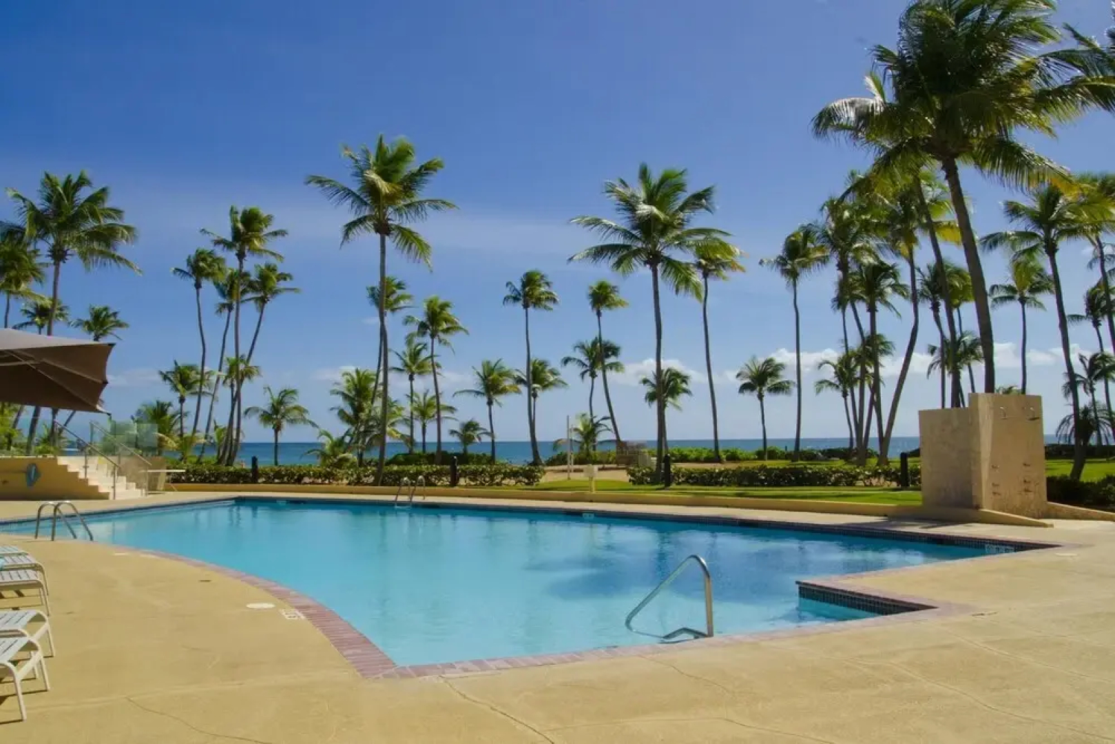 Amazing View Condo in Crescent Beach Cb210