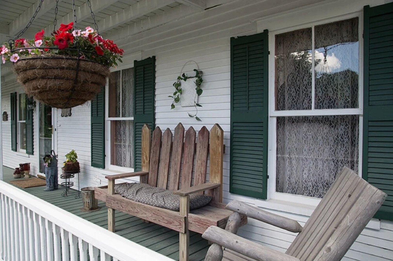 Casa Bella Inn & Restaurant