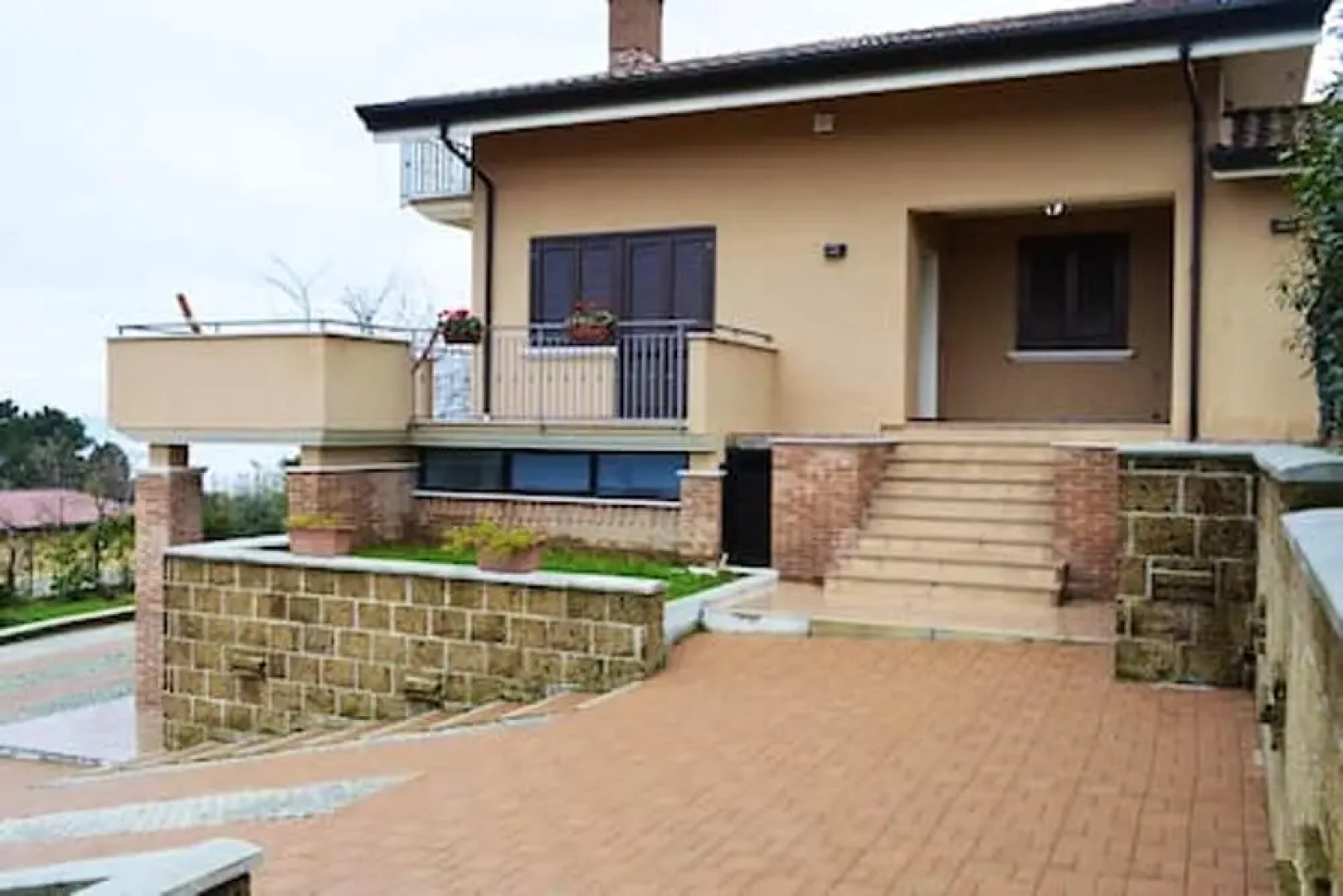 Apartment With 3 Bedrooms in Avellino, With Wonderful Mountain View, Shared Pool and Enclosed Garden